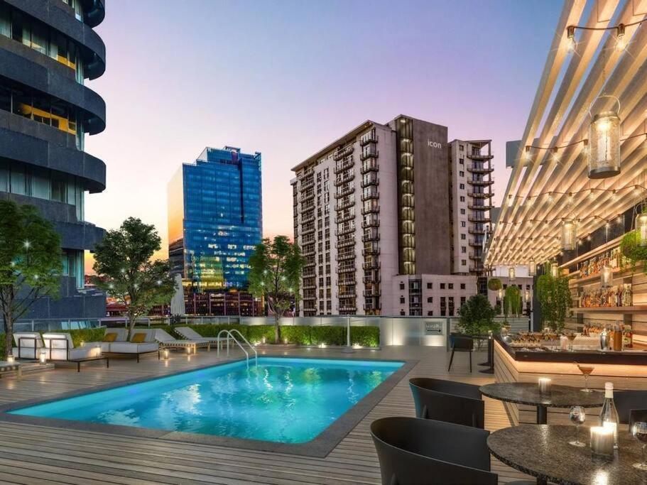 Stunning 1-Bedroom Apartment With Mountain Views 开普敦 外观 照片