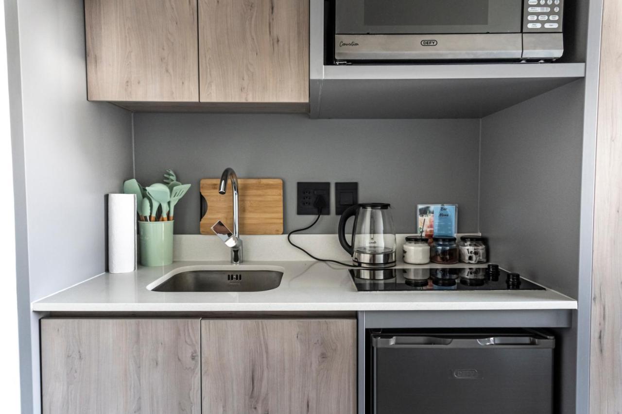 Stunning 1-Bedroom Apartment With Mountain Views 开普敦 外观 照片